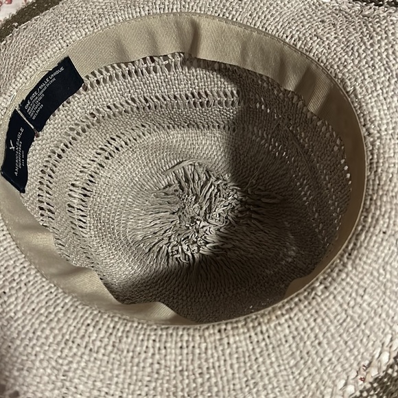 AMERICAN Eagle Outfitters 100% Paper Hat - Picture 10 of 15